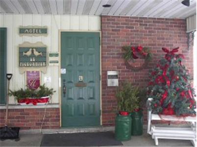 Auberge - Motel Le Pigeonnier Farnham Eksteriør bilde